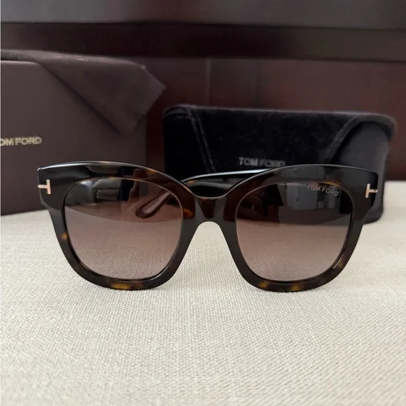 Tom Ford Havana Black Sunglasses - Picture 7 of 13